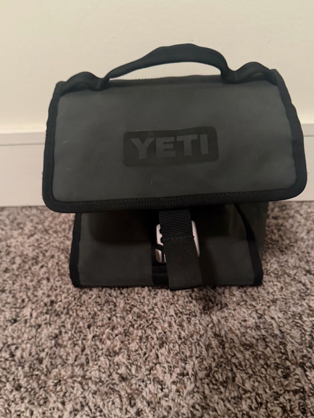 Yeti Black Soft Cooler Pouch with Top Handle